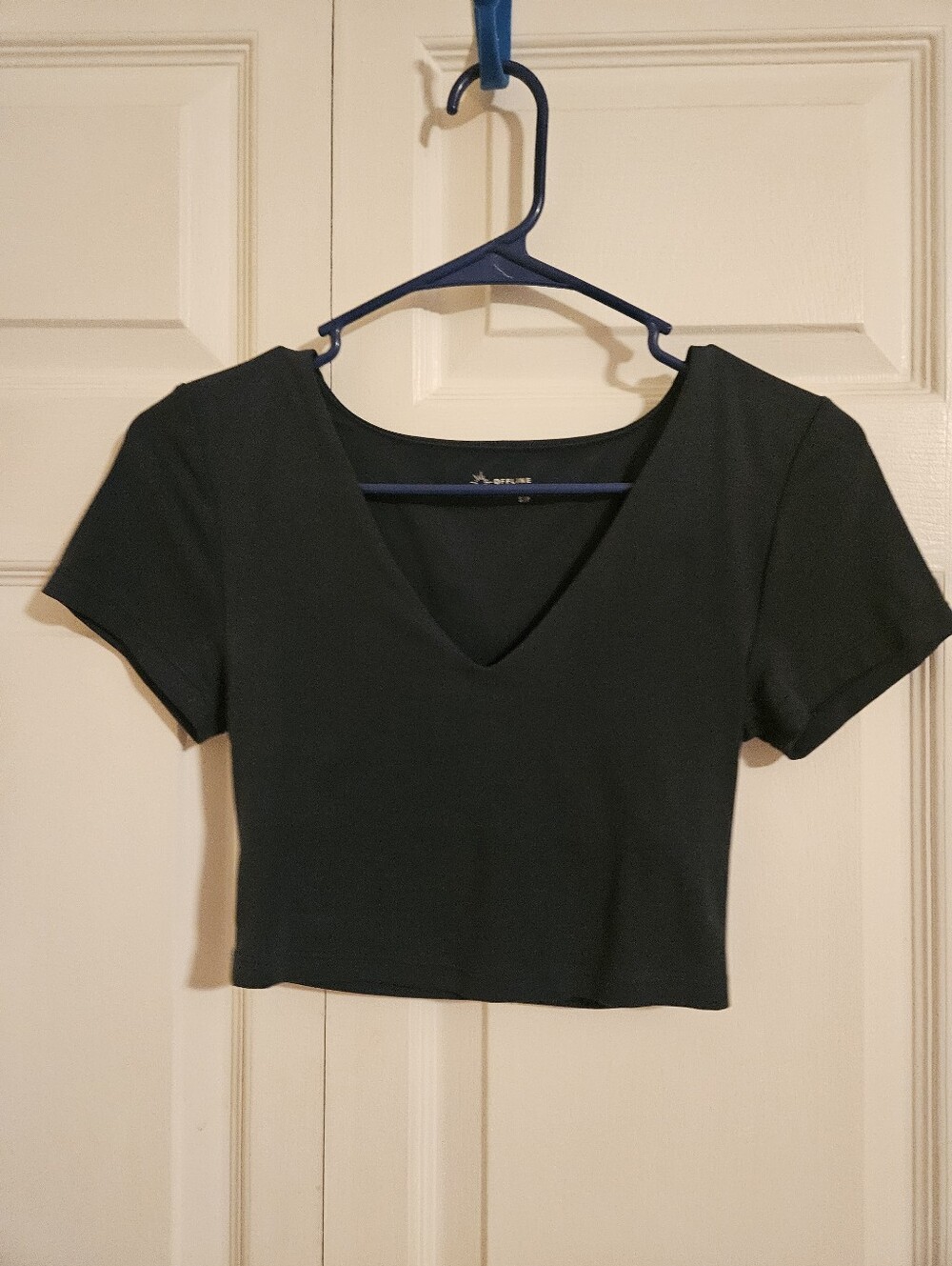 Aerie Dark Green V-Neck Cropped Short Sleeve Top